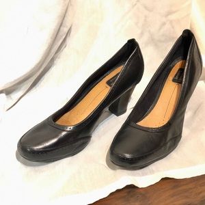 clarks sugar plum pumps